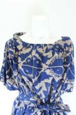 画像2: ヴィヴィアンウエストウッド 中古 / 総柄半袖ワンピース 2 ベージュＸネイビー  I-26-10-31-029-op-HD-ZI (2)