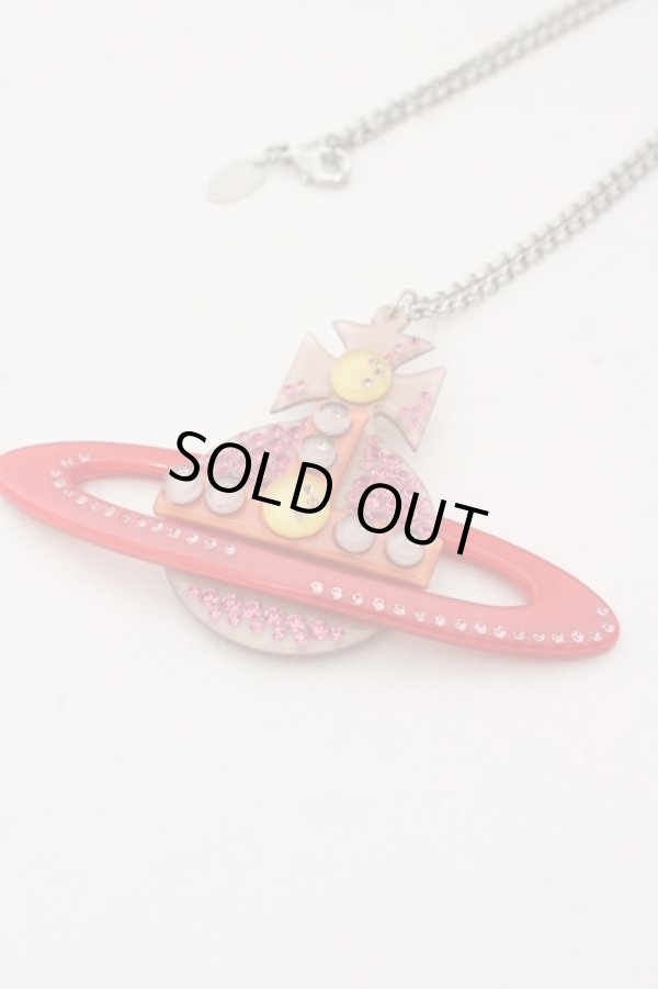 画像2: ヴィヴィアンウエストウッド 中古 / AC/Perspex Bas Relief Pendant   レッドxピンクxイエロー  O-23-10-22-034-nl-YM-OS (2)