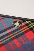 画像2: ヴィヴィアンウエストウッド 中古 /Classic Zip Round 長財布   MacAndy WOLL TARTAN  O-23-10-29-030-wa-IG-OS (2)