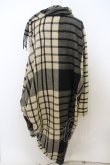 画像3: ヴィヴィアンウエストウッド MAN 中古 / ビッグチェックフリンジケープ   ベージュ  O-23-11-26-060-co-IG-OS (3)