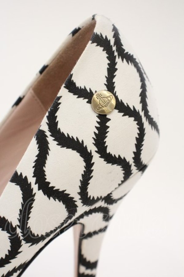 画像4: ヴィヴィアンウエストウッド 中古 / スクイグル柄ハイヒール   -37  O-24-01-21-052-sh-IG-OS (4)