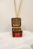 画像2: ヴィヴィアンウエストウッド 中古 / PRESENT LOCKET ペンダント  レッド×ゴールド  O-24-10-13-077-nl-IG-OS (2)