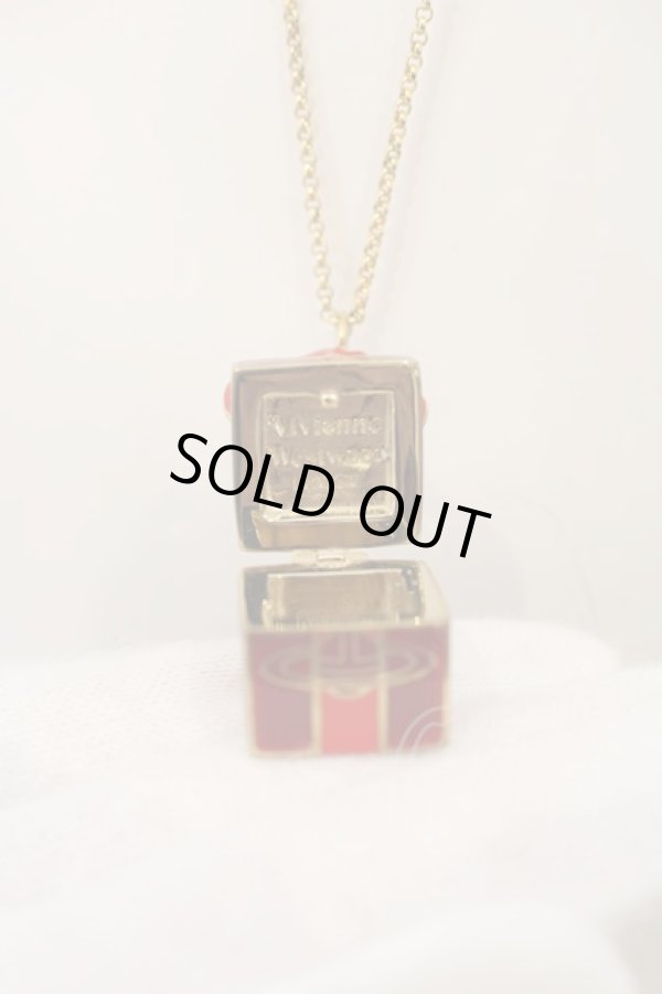 画像2: ヴィヴィアンウエストウッド 中古 / PRESENT LOCKET ペンダント  レッド×ゴールド  O-24-10-13-077-nl-IG-OS (2)