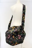 画像2: ヴィヴィアンウエストウッド 中古 / オーブ刺繍変形花柄ショルダーバッグ  マルチ  O-25-01-12-032-ba-YM-OS (2)