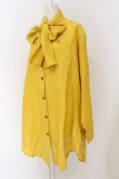 画像2: ヴィヴィアンウエストウッド 中古 / リボン付キロングシャツ 00 イエロー  O-25-01-12-009-bl-YM-OS (2)