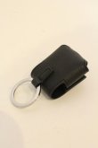 画像4: ヴィヴィアンウエストウッド / SAFFIANO Air Pods ケース  ブラック  O-25-01-26-031-gd-YM-OS (4)
