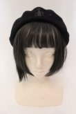 画像2: ヴィヴィアンウエストウッド 中古 / グラフィティオーブ刺繍ベレー帽  ブラック  O-25-02-09-021-gd-YM-OS (2)