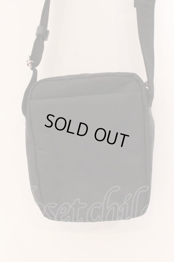 画像4: ヴィヴィアンウエストウッド 中古 / エナメルORB 縦型ショルダーバッグ  ブラック  O-25-03-16-020-ba-IG-ZI (4)