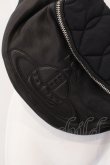 画像2: ヴィヴィアンウエストウッド 中古 / “キルト” ボディバッグ  ブラック  O-25-03-16-021-ba-IG-ZI (2)
