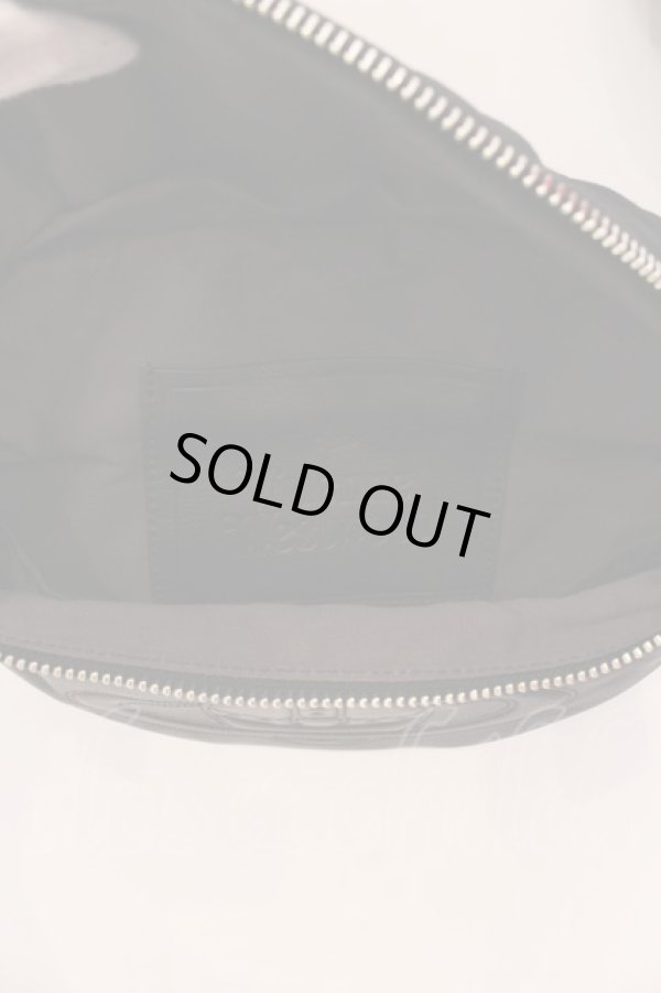 画像4: ヴィヴィアンウエストウッド 中古 / “キルト” ボディバッグ  ブラック  O-25-03-16-021-ba-IG-ZI (4)