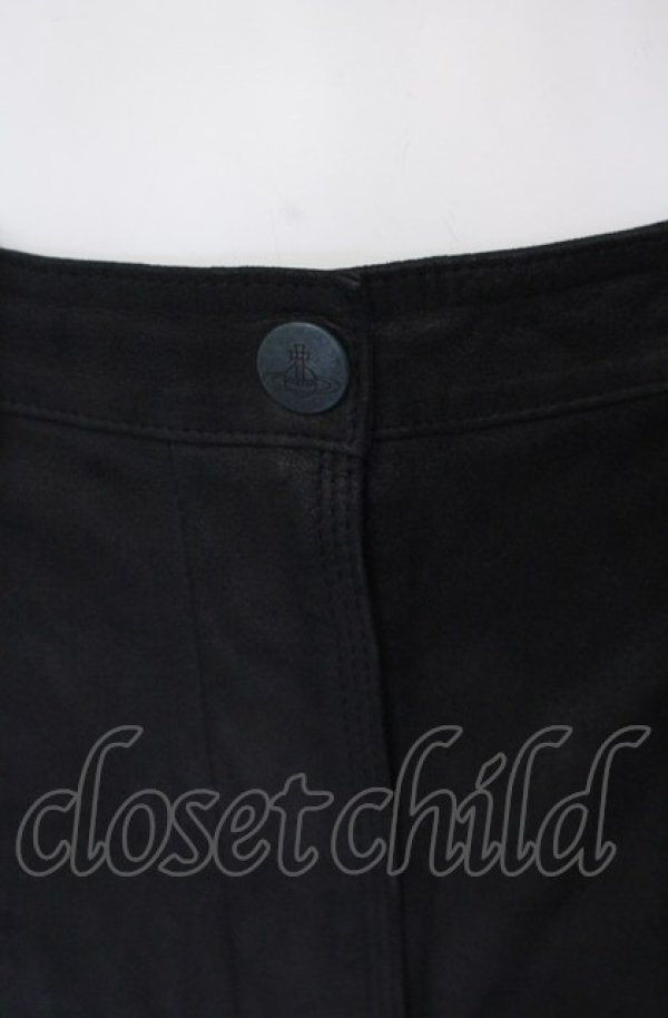 画像3: ヴィヴィアンウエストウッド 中古 / ゴートレザーショートパンツ 2 ブラック  O-25-05-11-028-pa-YM-ZH (3)