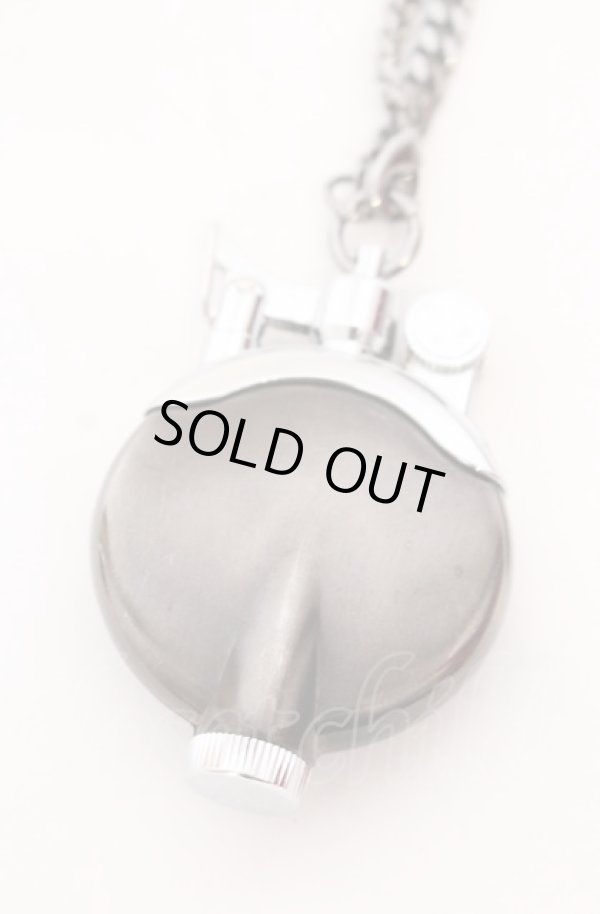 画像4: ヴィヴィアンウエストウッド 中古 / メタルORB チェーン付オイルライター  ブラック×シルバー  O-25-05-11-043-gd-IG-OS (4)