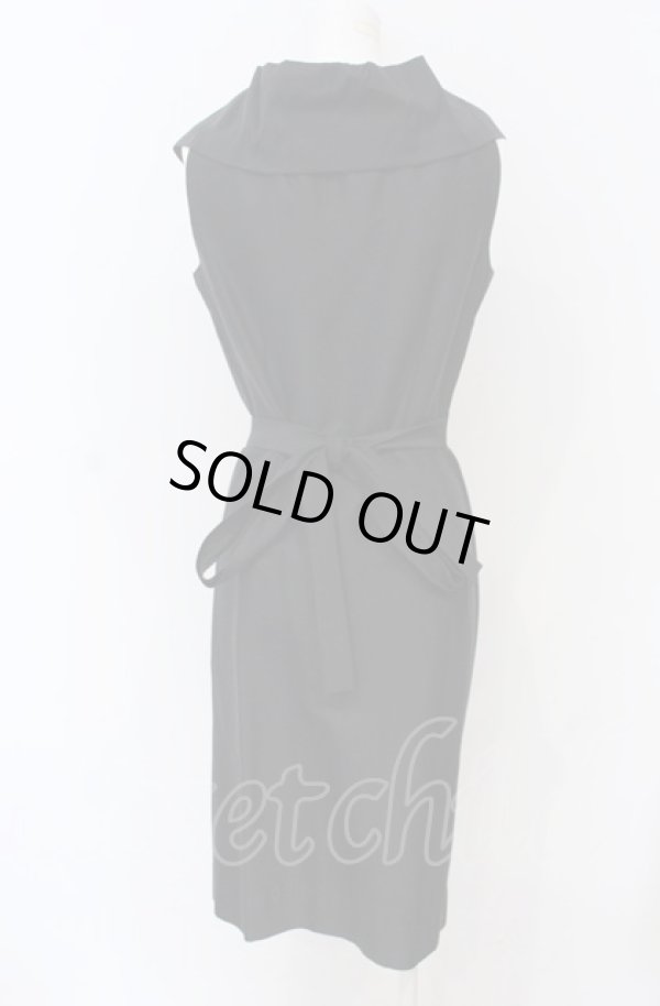 画像4: ヴィヴィアンウエストウッド 中古 / 開襟ノースリーブ巻キワンピース 40 黒  O-25-06-15-009-op-SZ-ZH (4)