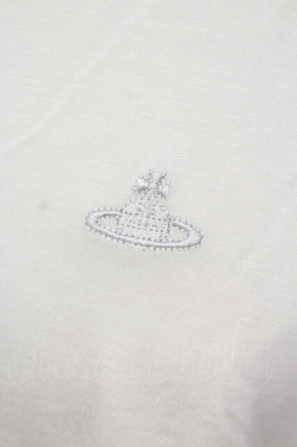 ヴィヴィアンウエストウッド 中古 / 単色オーブ刺繍Aラインカットソー 2 グレー  O-25-07-06-051-to-YM-OS ヴィヴィアンウエストウッド 中古 / 単色オーブ刺繍Aライン