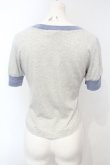 画像4: ヴィヴィアンウエストウッド 中古 / タータンコルセットプリントTシャツ 2 グレーｘサックス  O-25-07-06-052-ts-YM-OS (4)