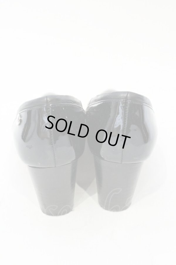 画像4: ヴィヴィアンウエストウッド 中古 / エナメルコンビパンプス 38 ブラック  O-25-07-06-094-sh-YM-ZH (4)