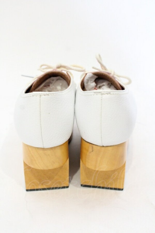 画像4: ヴィヴィアンウエストウッド 中古 / ロッキンホースワラビー 3（約22cm） ホワイトｘピンク  O-25-07-06-096-sh-YM-ZH (4)