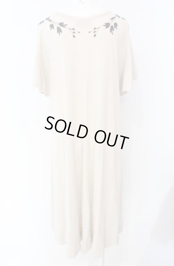 画像3: ヴィヴィアンウエストウッド 中古 / FLORAL BROCADE カットフレアワンピース 2 ベージュ  O-25-08-03-035-op-YM-ZH (3)