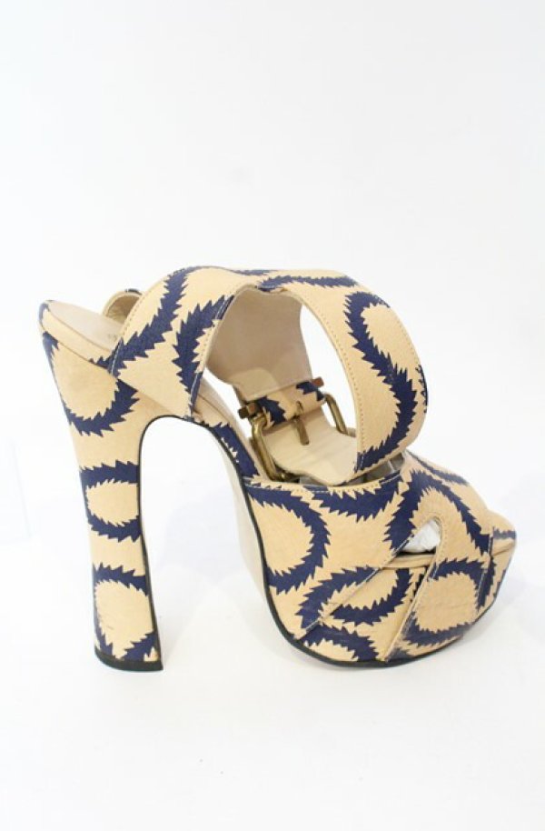 画像6: ヴィヴィアンウエストウッド 中古 / エレベーテッドリジェントスレイブサンダル 5（約23.5-24cm） ベージュｘネイビー  O-25-08-17-059-sh-YM-OS (6)