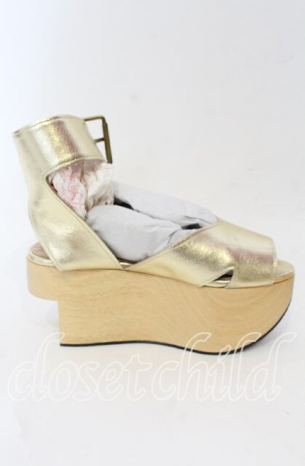 画像7: ヴィヴィアンウエストウッド 中古 / ROCKING HORSE PAGAN サンダル サイズ記載ナシ(インソール約24cm) ゴールド  O-25-09-14-119-sh-IG-OS (7)