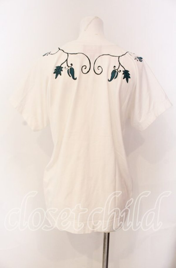 画像4: ヴィヴィアンウエストウッド 中古 / フラワーオーブネックレスプリントTシャツ 00 ホワイト  O-25-09-21-019-ts-IG-ZH (4)