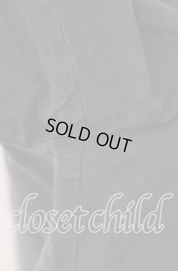 画像4: ヴィヴィアンウエストウッド 中古 / 単色オーブ刺繍丸襟ボタンダウンシャツ 1 チャコールグレー  O-25-09-21-040-bl-YM-OS (4)