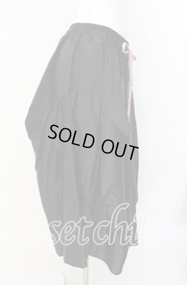 画像3: ヴィヴィアンウエストウッド 中古 / レーヨンコットンサテンレクタングルスカート 00 ブラック  O-25-09-21-061-sk-IG-OS (3)