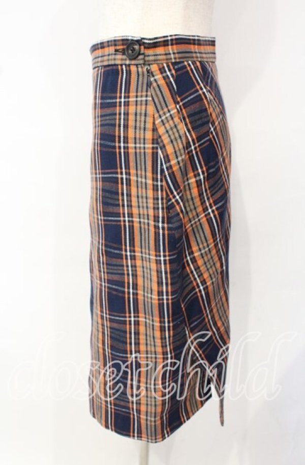 画像2: ヴィヴィアンウエストウッド 中古 / Asymmetry Tartan SKIRT（アシンメトリータータンスカート） 40 オレンジｘネイビー  O-25-10-12-036-sk-YM-OS (2)