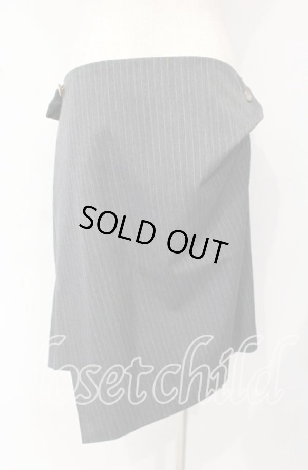 画像4: ヴィヴィアンウエストウッド 中古 / ピンストライプ変形スカート 1 グレー  O-25-10-12-038-sk-YM-OS (4)