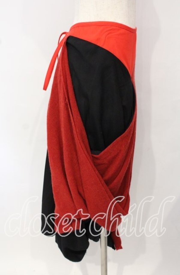 画像2: ヴィヴィアンウエストウッド 中古 / EIGHT SKIRT（エイトスカート） 38 ブラックｘレッド  O-25-10-12-044-sk-YM-OS (2)