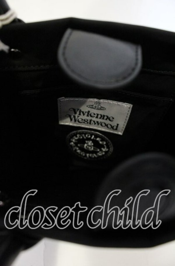 画像5: ヴィヴィアンウエストウッド 中古 / TEDDY SMALL TOTE CROSSBODY（テディスモールトートクロスボティバッグ）  ブラック ナイロン  O-25-10-12-051-ba-IG-OS (5)