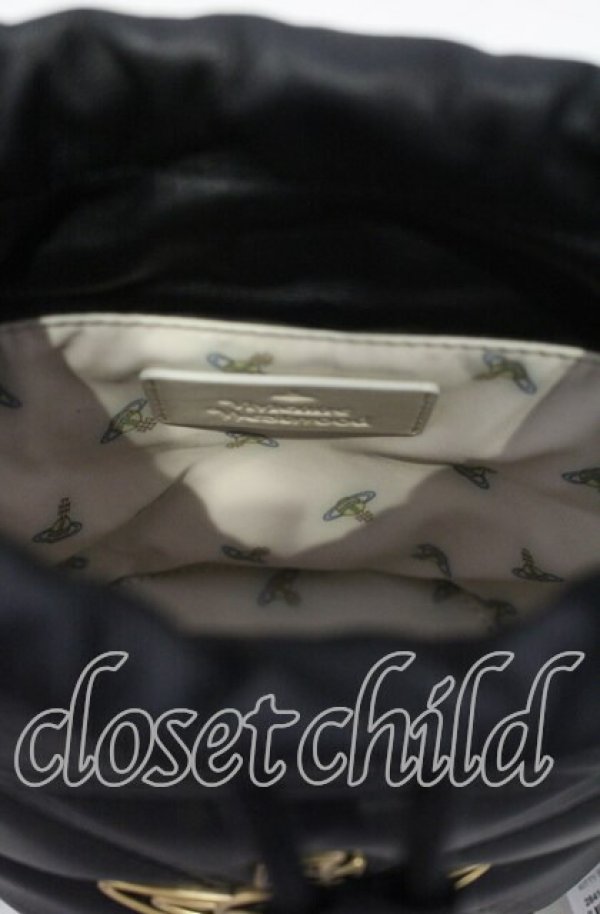 画像5: ヴィヴィアンウエストウッド 中古 / KITTY SMALL BUCKET BAG（キティースモールバスケットバッグ）  ブラック  O-25-10-12-052-ba-IG-OS (5)