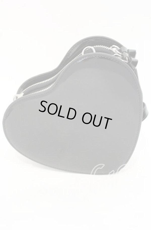 画像4: ヴィヴィアンウエストウッド 中古 / LOUISE HEART CROSSBODY BAG（ルイーズハートクロスボディバッグ）  ブラック  O-25-10-12-055-ba-IG-OS (4)