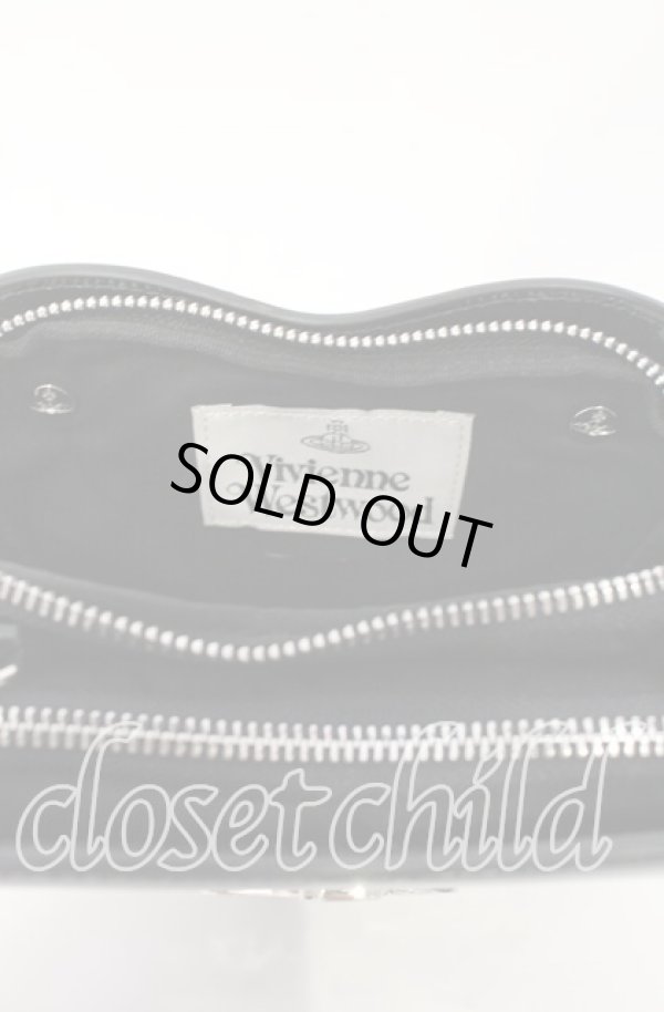 画像5: ヴィヴィアンウエストウッド 中古 / LOUISE HEART CROSSBODY BAG（ルイーズハートクロスボディバッグ）  ブラック  O-25-10-12-055-ba-IG-OS (5)