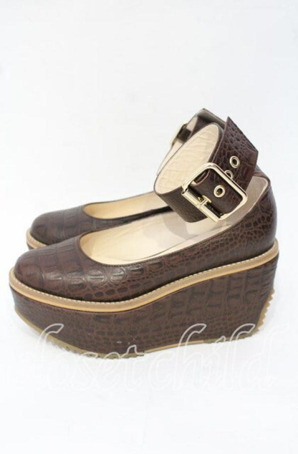 画像3: ヴィヴィアンウエストウッド 中古 / プラットホームベルトパンプスシューズ 38（約24cm） ダークブラウンｘクロコエンボス  O-25-10-12-058-sh-YM-ZT1116G (3)