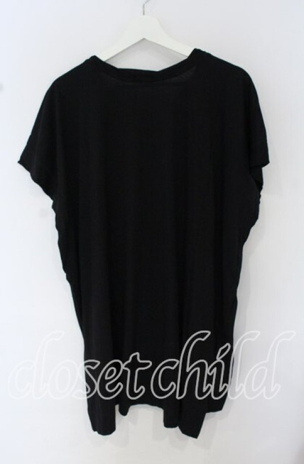 画像4: ヴィヴィアンウエストウッド 中古 / オーブプリントスクエアTシャツ 2 ブラック  O-25-10-19-038-to-IG-ZH (4)