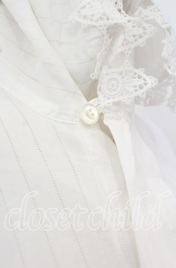 画像5: ヴィヴィアンウエストウッド 中古 / コットンレースストライプ半袖ブラウス 38 ホワイト  O-25-10-19-041-bl-YM-OS (5)