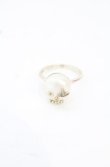 画像2: ヴィヴィアンウエストウッド 中古 /ANCHE SKULL RING（ブランシェスカルリング） XS（10号） シルバーｘパールホワイト  O-25-10-19-072-rg-YM-OS (2)