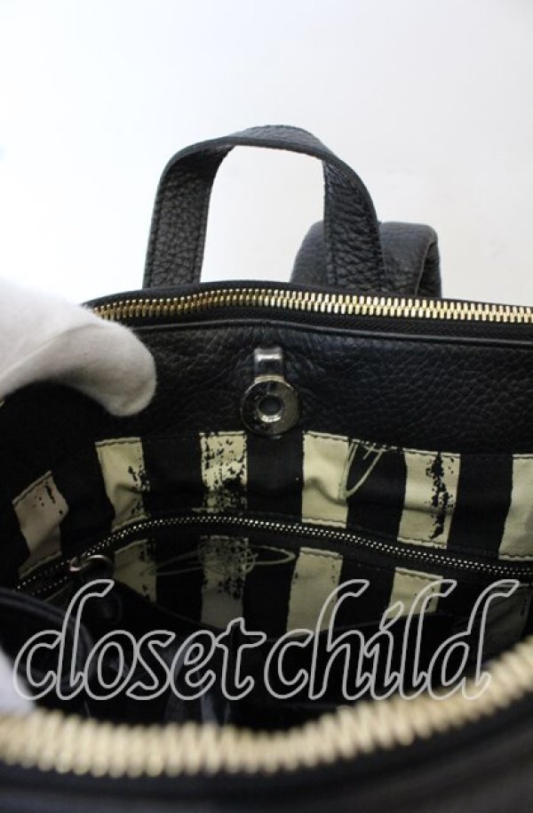 画像4: ヴィヴィアンウエストウッド 中古 / モシークリュック バックパック  ブラック  O-25-10-19-140-ba-YM-OS (4)