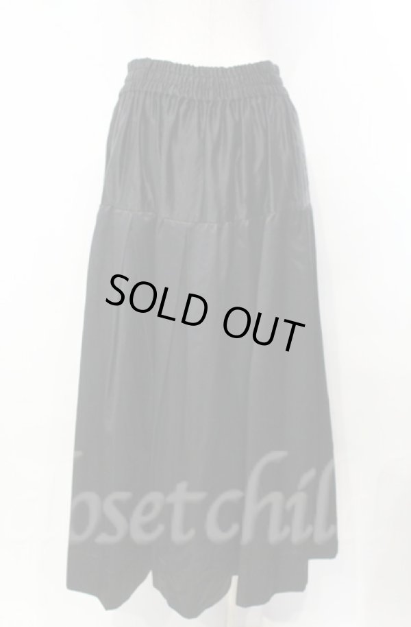 画像4: ヴィヴィアンウエストウッド 中古 / コットンレーヨンサテンボックスタックギャザースカート 00 ブラック  O-25-11-09-068-sk-IG-ZH (4)