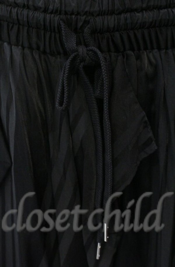 画像2: ヴィヴィアンウエストウッド 中古 / ストライプサテインスカート 00 ブラック  O-25-11-09-076-sk-IG-OS (2)