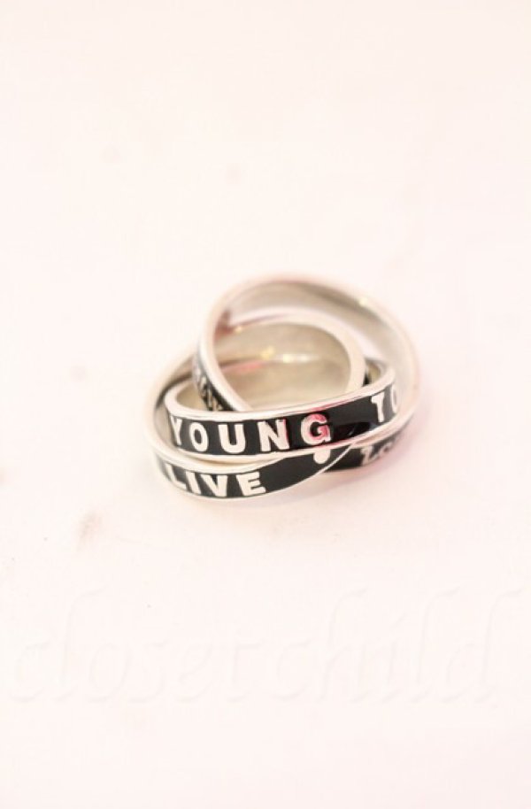 画像2: ヴィヴィアンウエストウッド 中古 / T.F.T.L3連リング M(15号) シルバーｘブラック  O-25-11-09-123-rg-YM-OS (2)