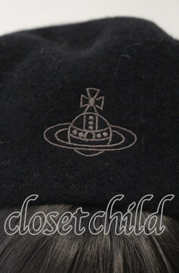 画像3: ヴィヴィアンウエストウッド 中古 / オーブ刺繍ベレー帽子 S-M ブラック  O-25-11-16-050-ha-YM-OS (3)