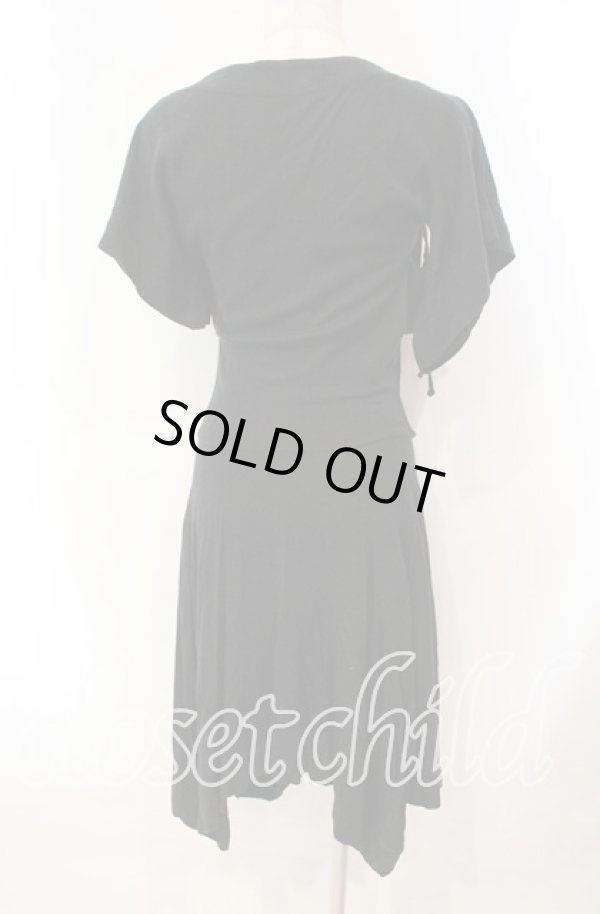 画像4: ヴィヴィアンウエストウッド 中古 / 変形デコルテフレアカットワンピース 2 ブラックｘワイン  O-25-11-23-024-op-YM-OS (4)