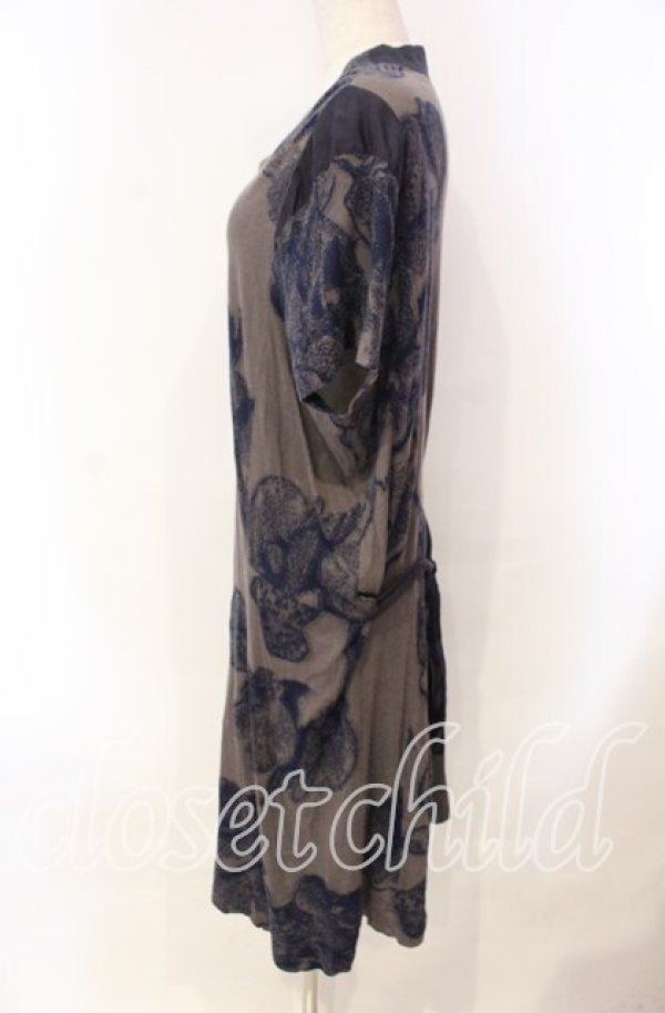 画像4: ヴィヴィアンウエストウッド 中古 / 総柄ニットワンピース 2 チャコール  O-25-11-23-029-op-YM-OS (4)