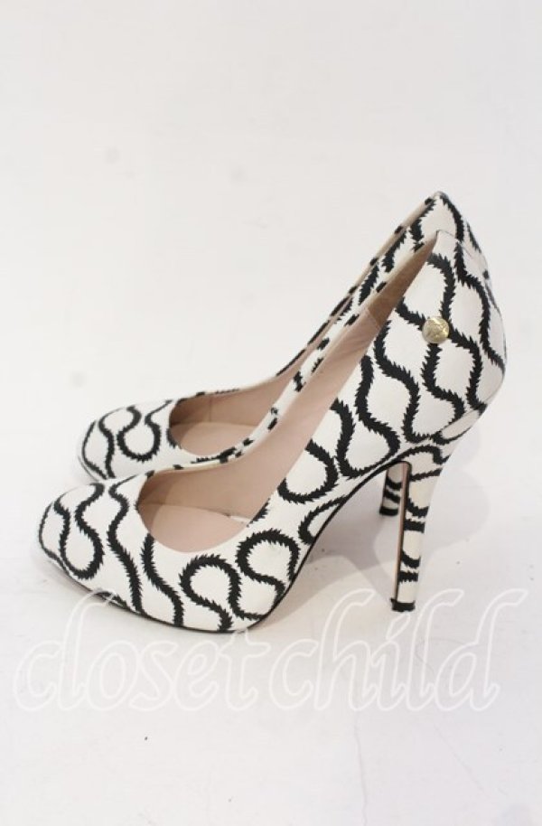 画像3: ヴィヴィアンウエストウッド 中古 / スクイグル柄ハイヒールシューズ 37（約24cm） ホワイトｘブラック  O-25-11-23-046-sh-YM-OS (3)