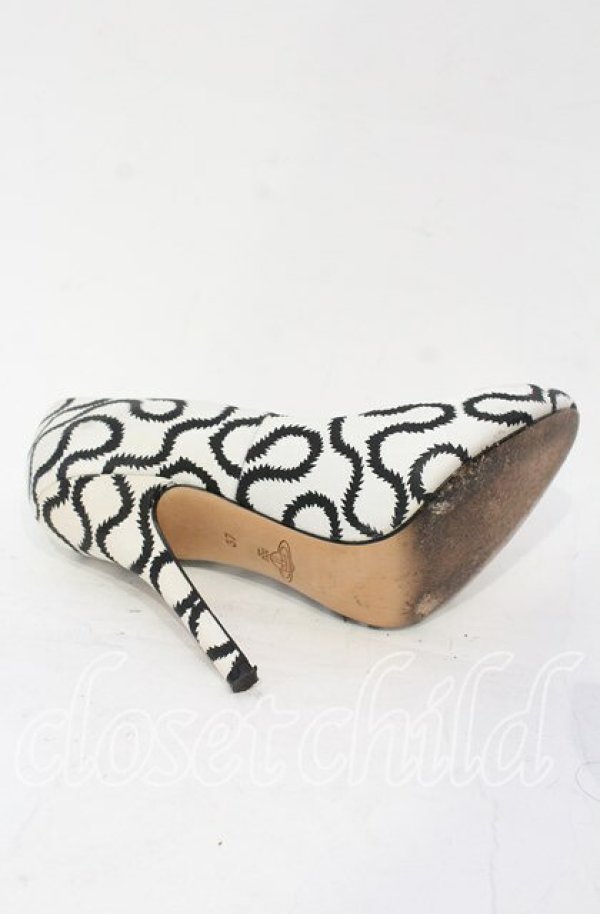 画像7: ヴィヴィアンウエストウッド 中古 / スクイグル柄ハイヒールシューズ 37（約24cm） ホワイトｘブラック  O-25-11-23-046-sh-YM-OS (7)