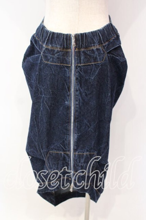 画像4: ヴィヴィアンウエストウッド 中古 / DENIM PLEAT SKIRT（デニムプレートスカート） 27 インディゴ  O-25-12-14-047-sk-YM-OS (4)