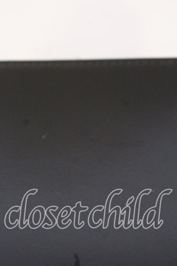 画像4: ヴィヴィアンウエストウッド 中古 / SIMPLE TINY ORB 長財布（シンプルタイニーオーブ）  ブラック×レッド  O-25-12-14-085-wa-YM-OS (4)