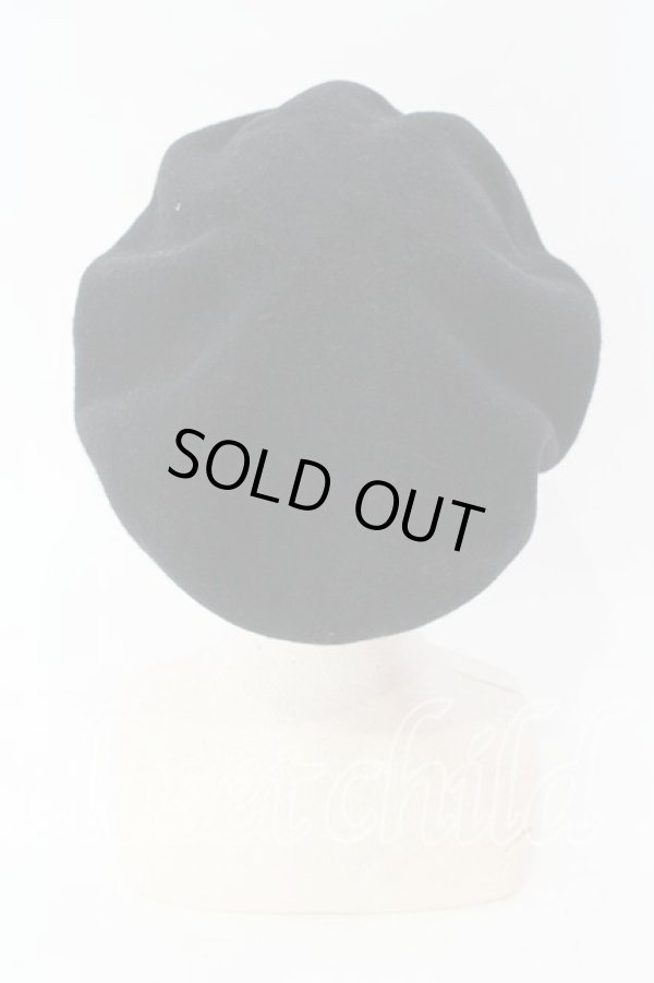 画像4: ヴィヴィアンウエストウッド 中古 / 刺繍ベレー帽  ブラック  O-25-12-14-092-ha-IG-OS (4)